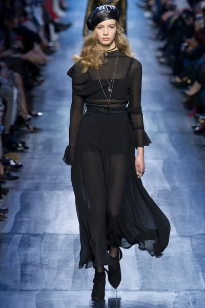 Look 51